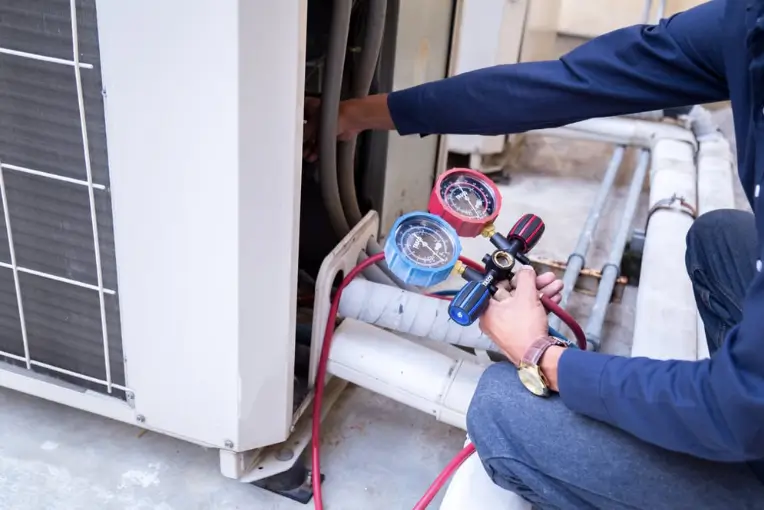 How Do HVAC Repair Services Handle Refrigerant Leaks Safely?