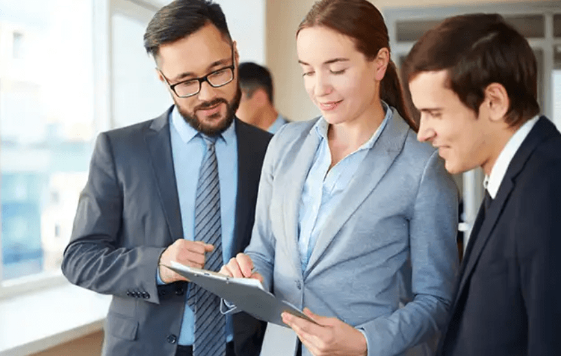 Why Most Business Setup Consultants in Dubai Give You a Template — Not a Strategy