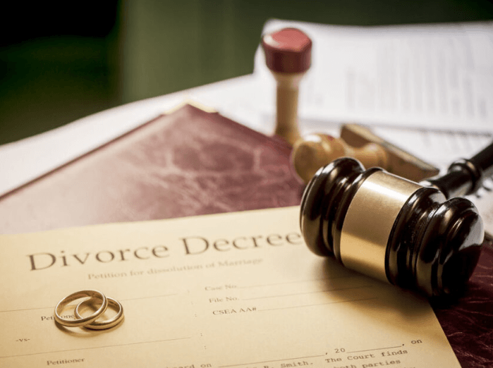What Are the Main Stages of a Contested Divorce?