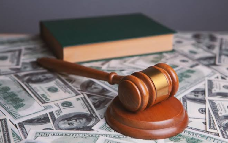 How Pre-Settlement Funding Helps Plaintiffs Cover Bills Safely