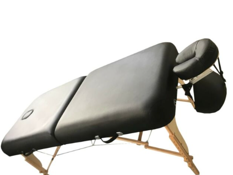 Comparing Earthlite vs OakWorks for Professional Massage Table Needs