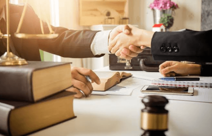 Should You Accept the Insurer's First Offer or Hold Out?