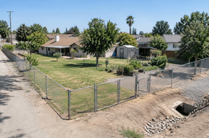 A Practical Guide to Choosing, Planning, Checking, and Caring for Chain Link Fencing